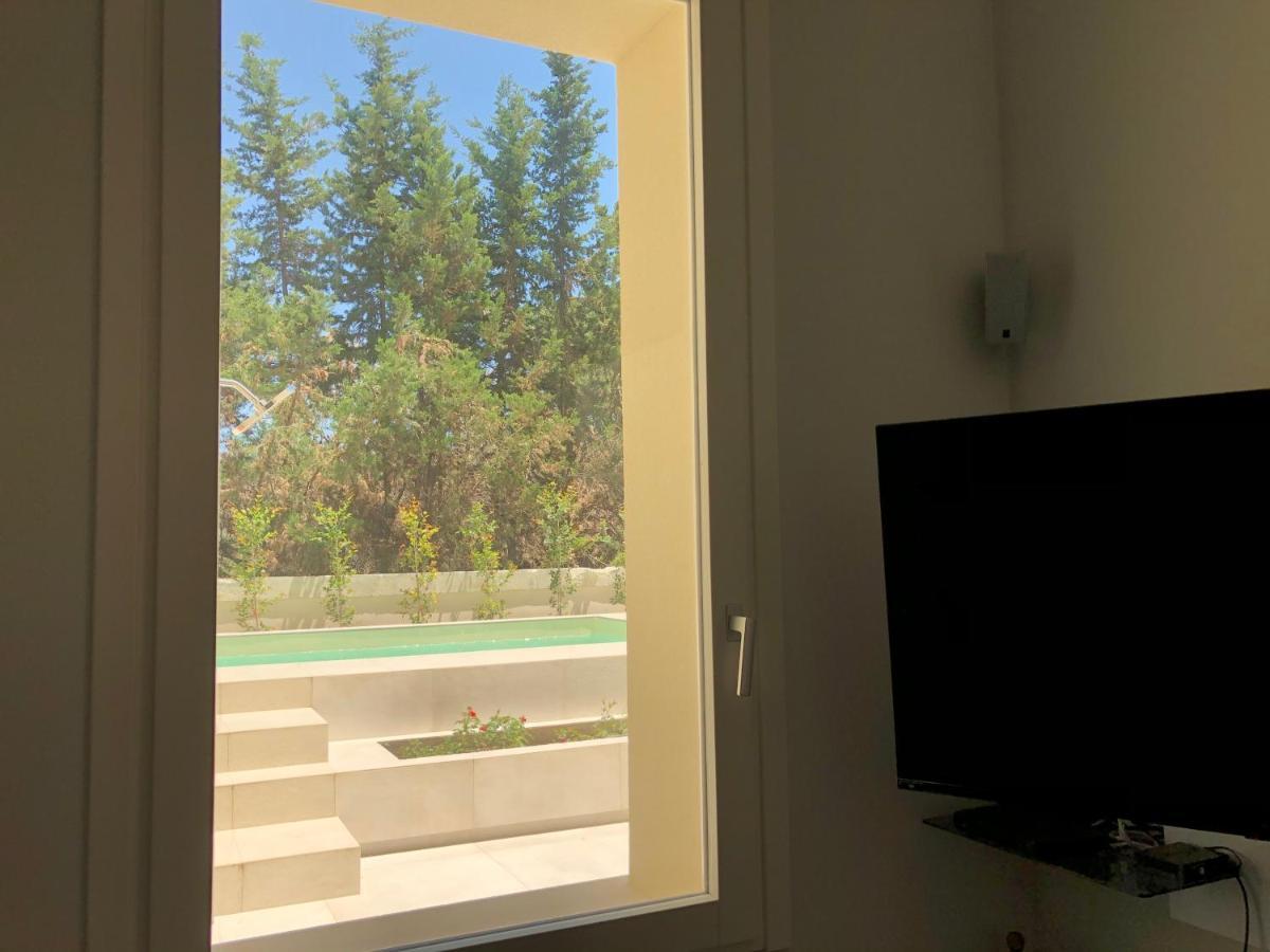 Carlo V - Con Piscina E Giardino Privati Apartment Lecce Exterior photo