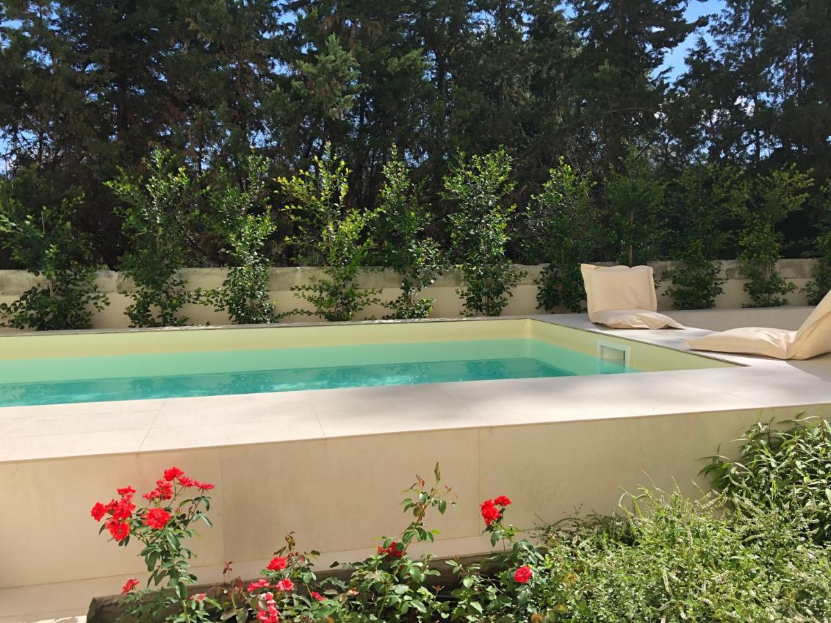 Carlo V - Con Piscina E Giardino Privati Apartment Lecce Exterior photo
