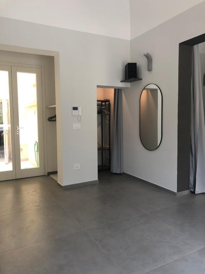 Carlo V - Con Piscina E Giardino Privati Apartment Lecce Exterior photo
